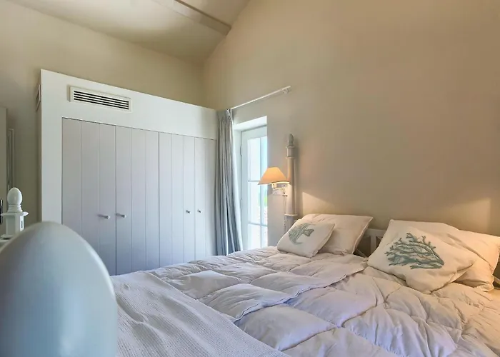 Ferienhaus Charlotta *